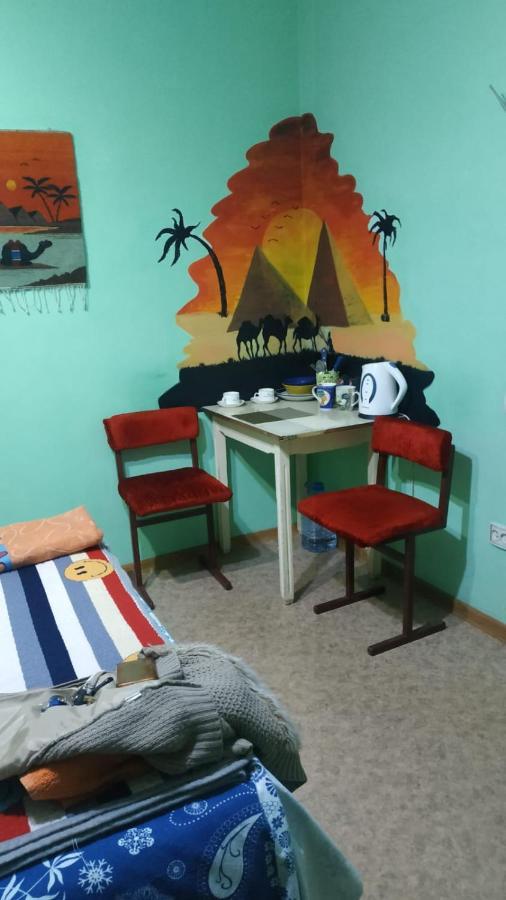 Hostel Loco Almaty Esterno foto