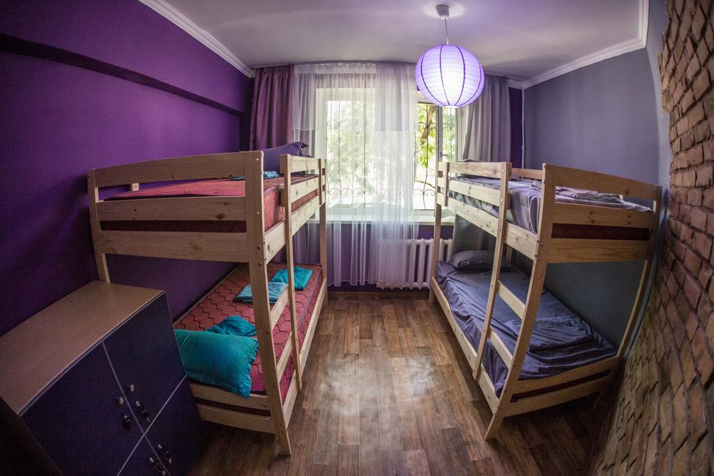 Hostel Loco Almaty Camera foto